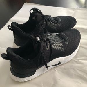 Nike Renew Metcon trainers size 8.5